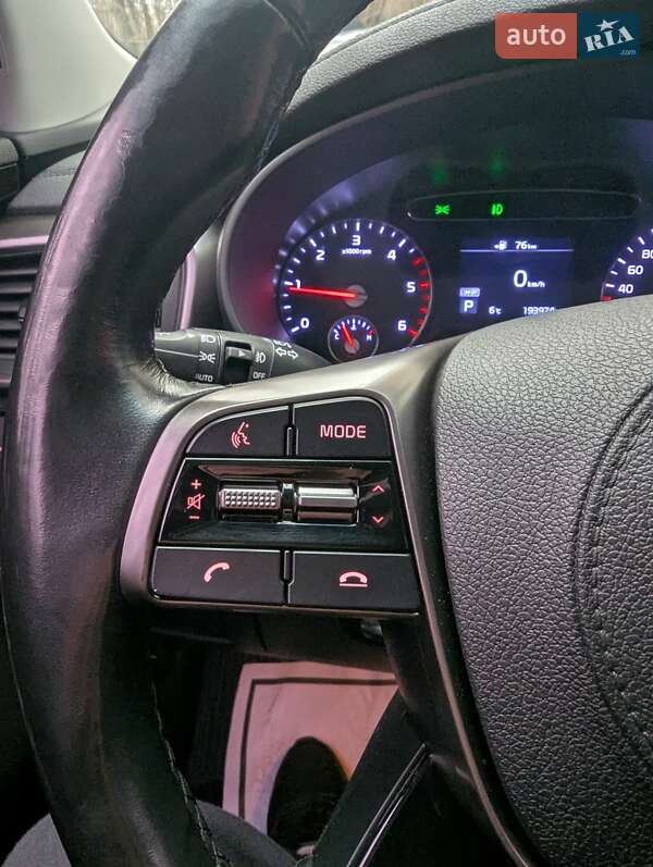 Внедорожник / Кроссовер Kia Sorento 2017 в Тернополе