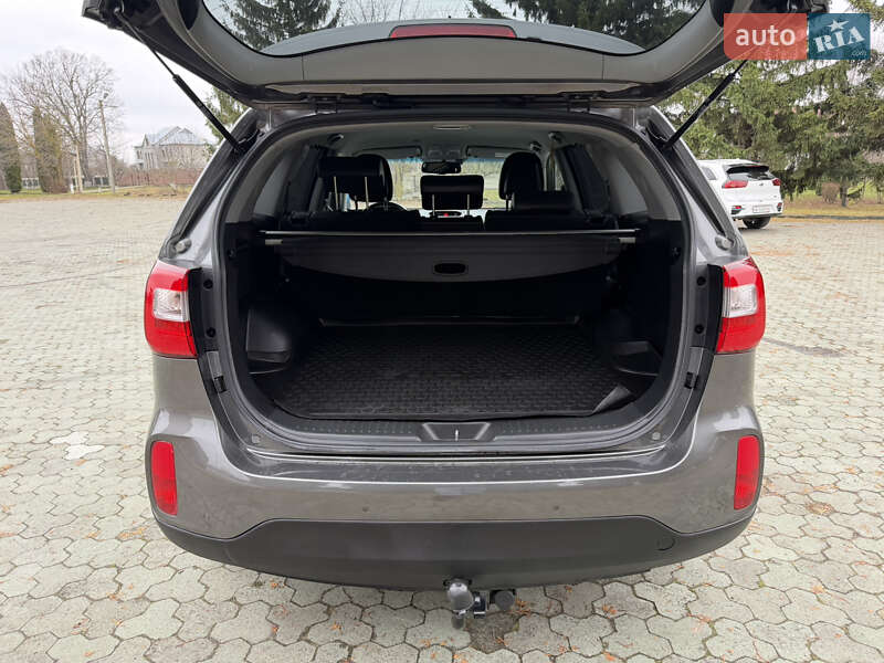 Внедорожник / Кроссовер Kia Sorento 2014 в Дубно фото 43 Внедорожник / Кроссовер Kia Sorento 2014 в Дубно