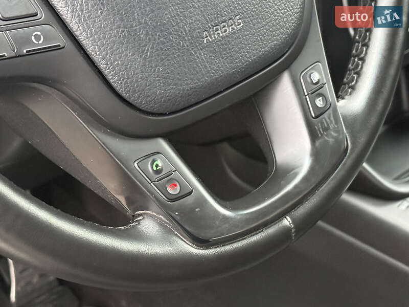Внедорожник / Кроссовер Kia Sorento 2015 в Ровно фото 69 Внедорожник / Кроссовер Kia Sorento 2015 в Ровно