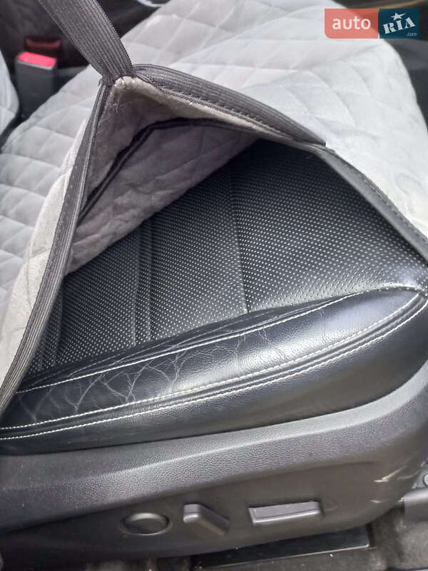 Внедорожник / Кроссовер Kia Sorento 2017 в Ровно фото 9 Внедорожник / Кроссовер Kia Sorento 2017 в Ровно