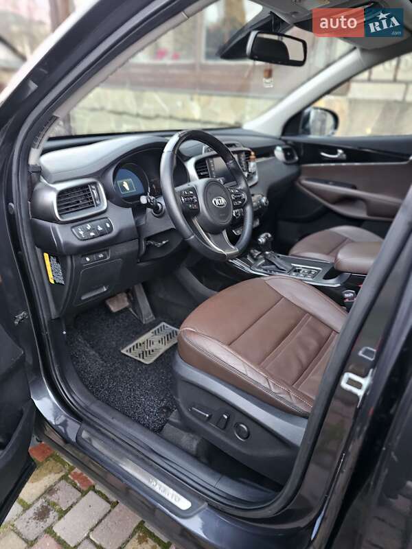 Внедорожник / Кроссовер Kia Sorento 2014 в Остроге