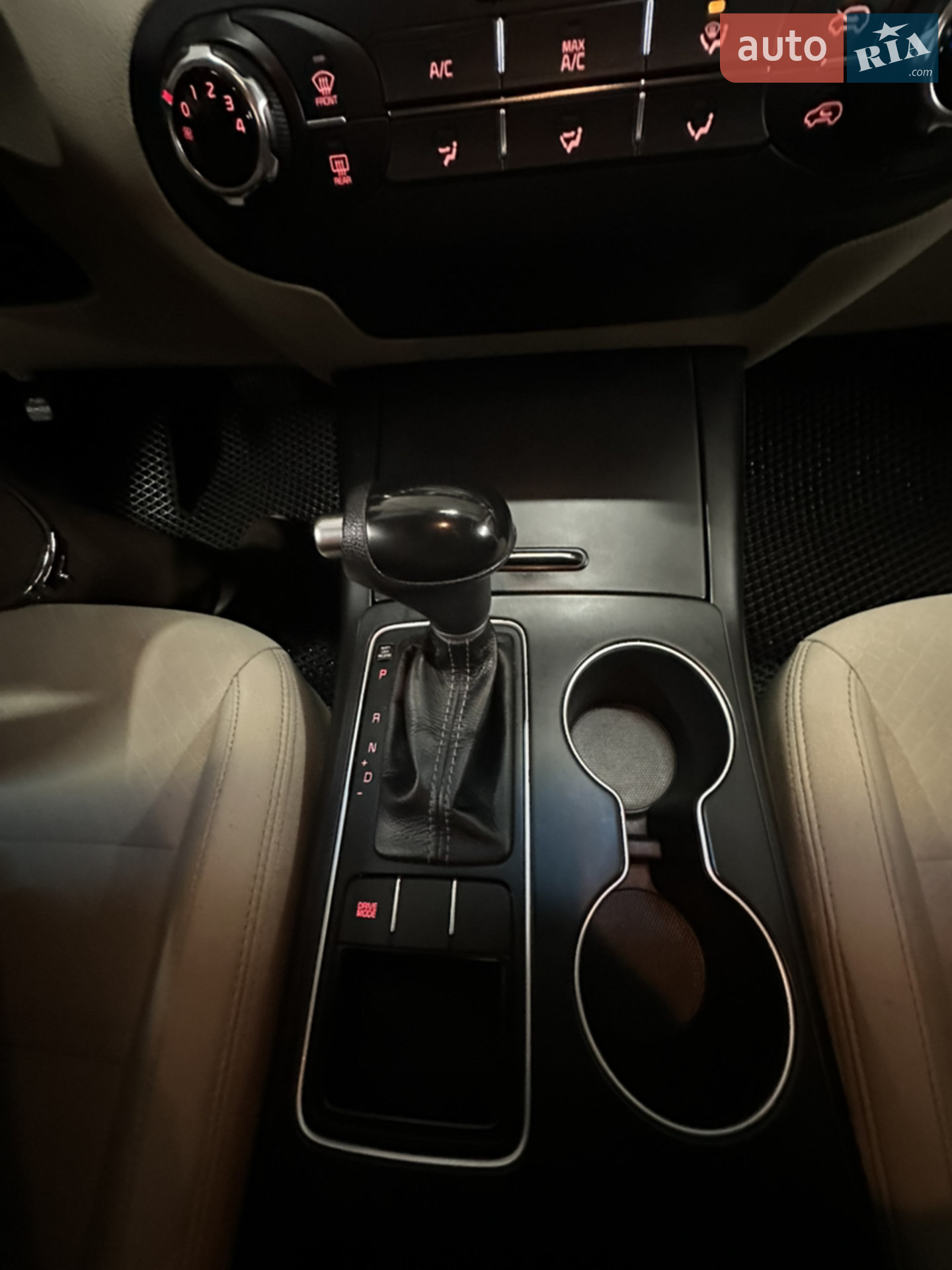 2016 Kia Sorento - мініатюра 7
