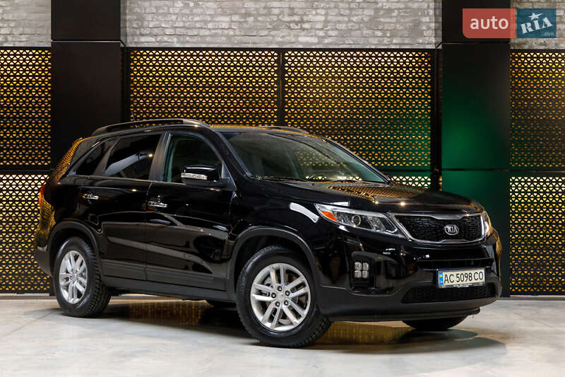 Позашляховик / Кросовер Kia Sorento 2013 в Луцьку