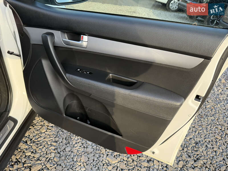 Внедорожник / Кроссовер Kia Sorento 2013 в Дубно фото 22 Внедорожник / Кроссовер Kia Sorento 2013 в Дубно