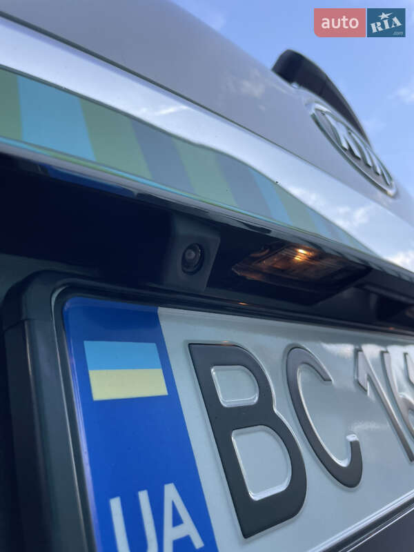 Позашляховик / Кросовер Kia Sorento 2011 в Дрогобичі