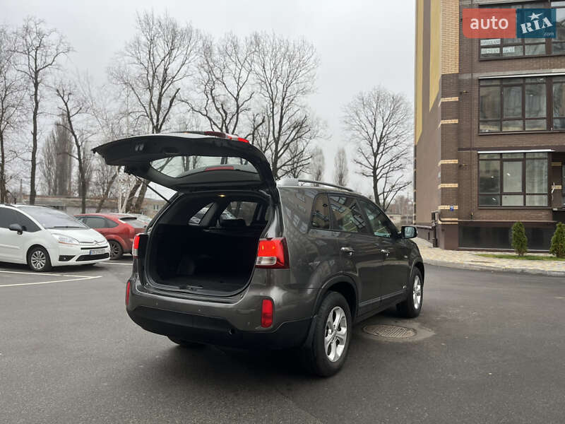 Позашляховик / Кросовер Kia Sorento 2013 в Чернігові