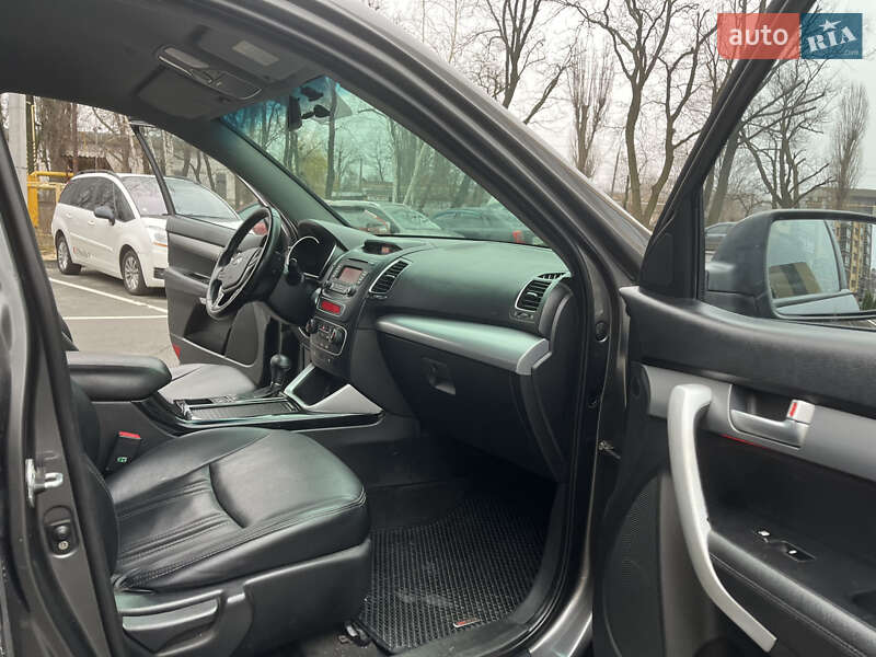 Позашляховик / Кросовер Kia Sorento 2013 в Чернігові