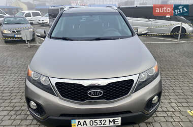 Внедорожник / Кроссовер Kia Sorento 2012 в Черновцах