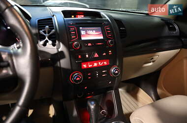 Позашляховик / Кросовер Kia Sorento 2012 в Луцьку