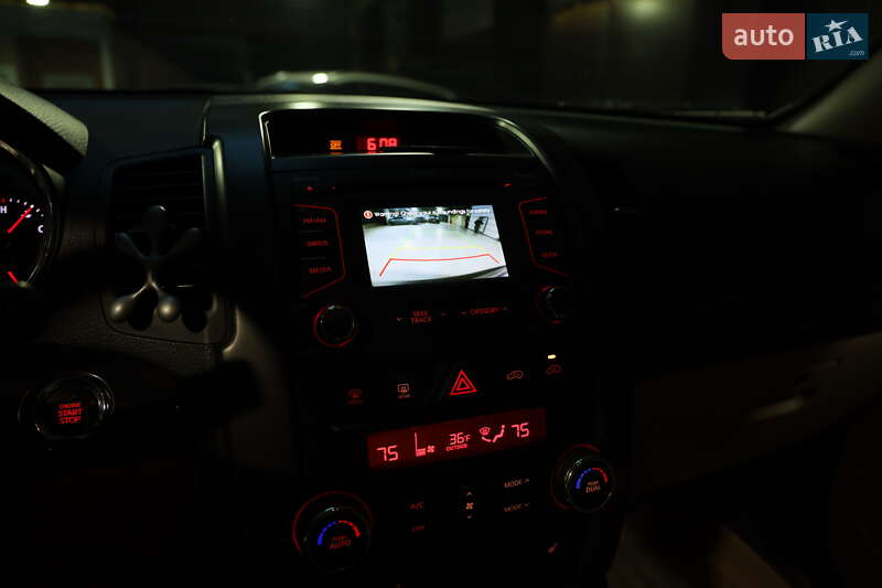 Позашляховик / Кросовер Kia Sorento 2012 в Луцьку