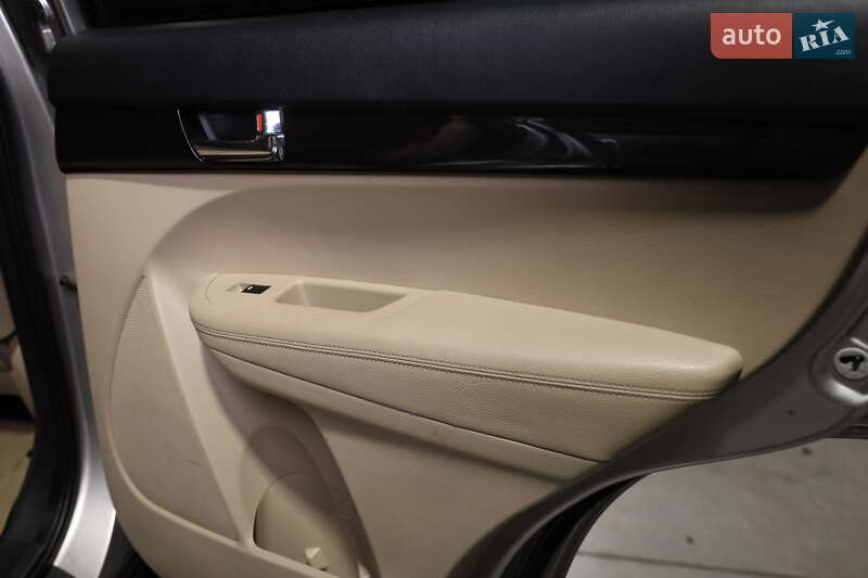 Позашляховик / Кросовер Kia Sorento 2012 в Луцьку