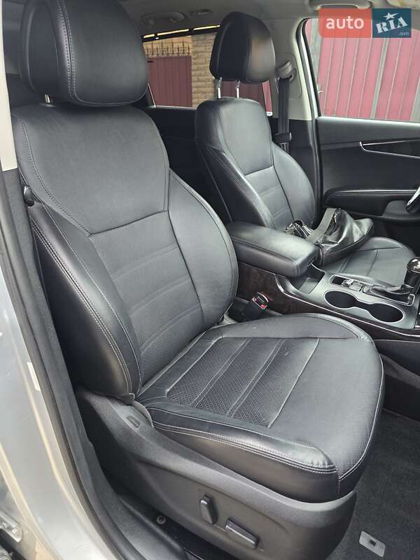 Внедорожник / Кроссовер Kia Sorento 2015 в Запорожье