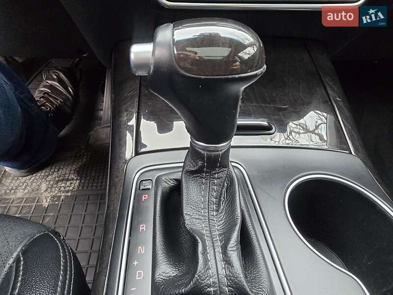 Внедорожник / Кроссовер Kia Sorento 2015 в Запорожье