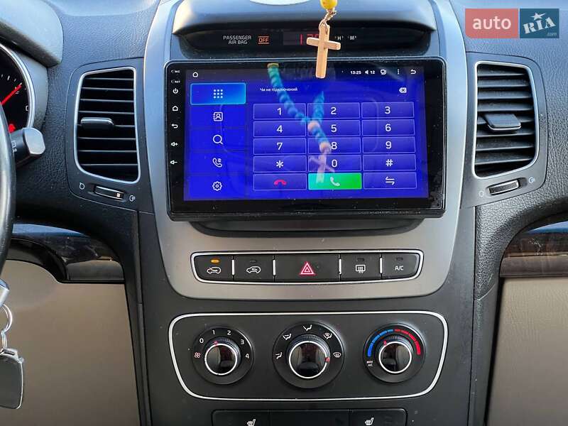 Позашляховик / Кросовер Kia Sorento 2014 в Івано-Франківську