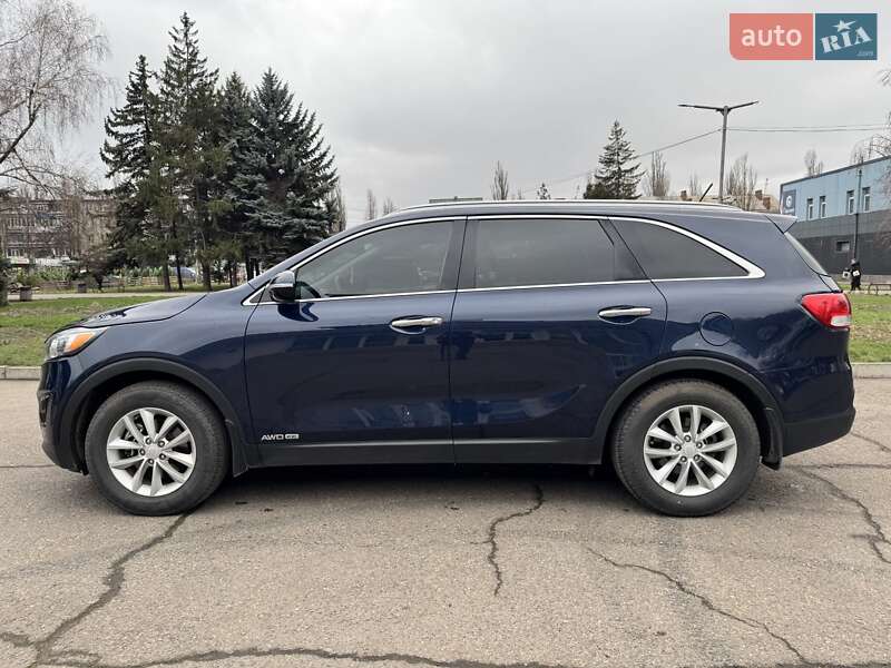 Внедорожник / Кроссовер Kia Sorento 2017 в Кривом Роге