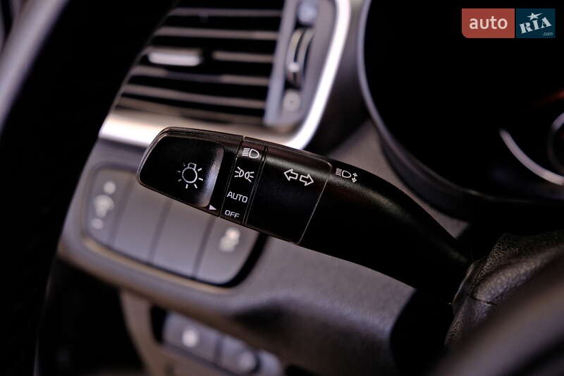 Позашляховик / Кросовер Kia Sorento 2017 в Одесі фото 24 Позашляховик / Кросовер Kia Sorento 2017 в Одесі