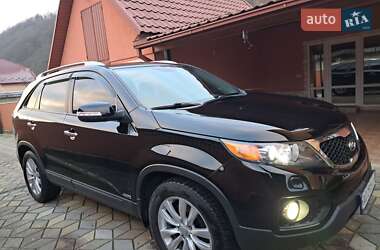 Позашляховик / Кросовер Kia Sorento 2010 в Тячеві