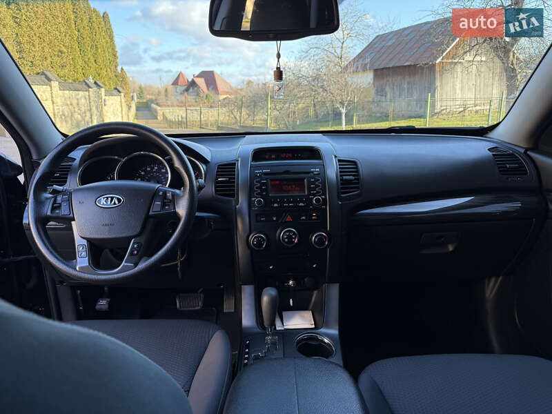 Позашляховик / Кросовер Kia Sorento 2011 в Надвірній