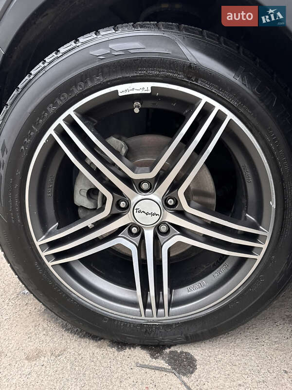 Позашляховик / Кросовер Kia Sorento 2016 в Луцьку