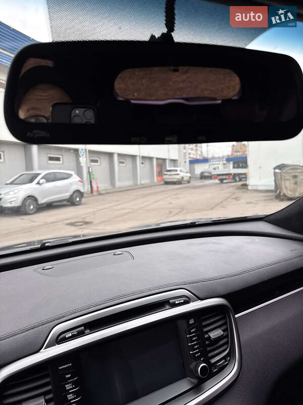 Позашляховик / Кросовер Kia Sorento 2016 в Луцьку
