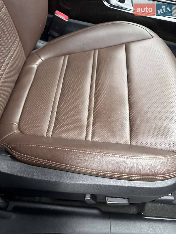 Позашляховик / Кросовер Kia Sorento 2016 в Луцьку