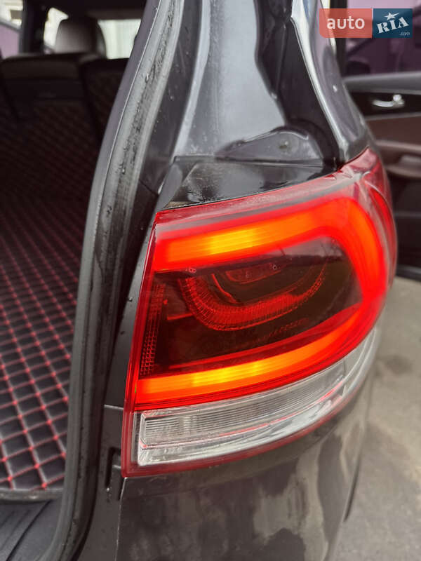 Позашляховик / Кросовер Kia Sorento 2016 в Луцьку