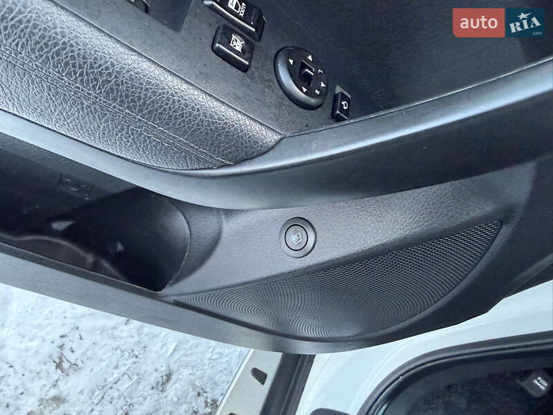 Позашляховик / Кросовер Kia Sorento 2014 в Коломиї фото 40 Позашляховик / Кросовер Kia Sorento 2014 в Коломиї