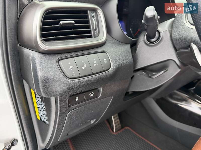 Позашляховик / Кросовер Kia Sorento 2018 в Луцьку