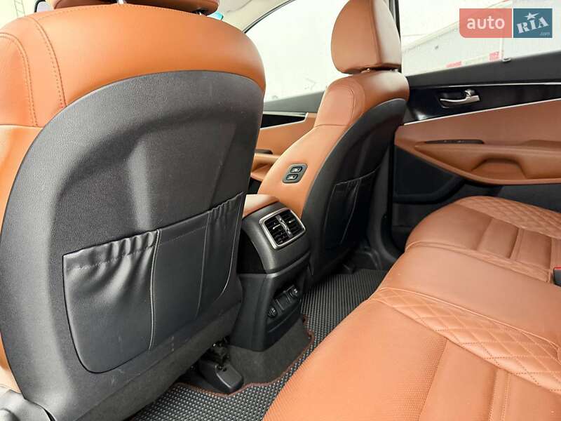 Позашляховик / Кросовер Kia Sorento 2018 в Луцьку