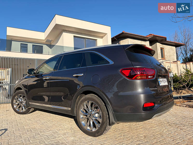 Внедорожник / Кроссовер Kia Sorento 2017 в Одессе фото 34 Внедорожник / Кроссовер Kia Sorento 2017 в Одессе