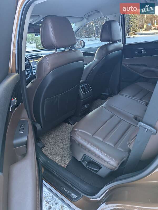 Позашляховик / Кросовер Kia Sorento 2015 в Тернополі