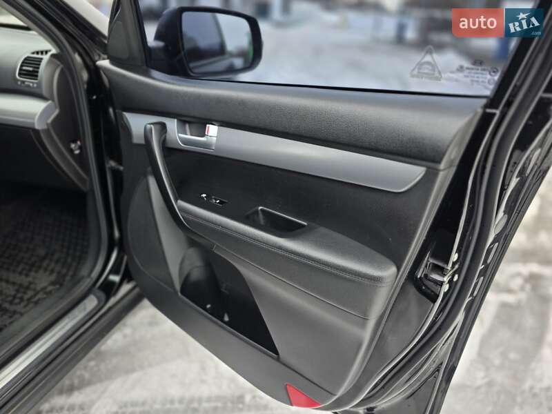 Внедорожник / Кроссовер Kia Sorento 2013 в Полтаве