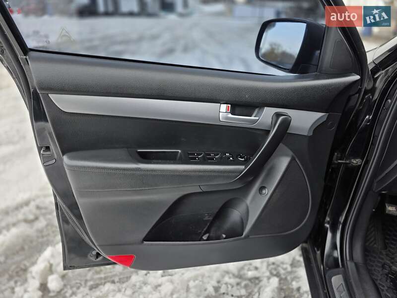 Внедорожник / Кроссовер Kia Sorento 2013 в Полтаве