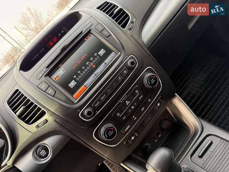 Внедорожник / Кроссовер Kia Sorento 2012 в Ивано-Франковске фото 27 Внедорожник / Кроссовер Kia Sorento 2012 в Ивано-Франковске