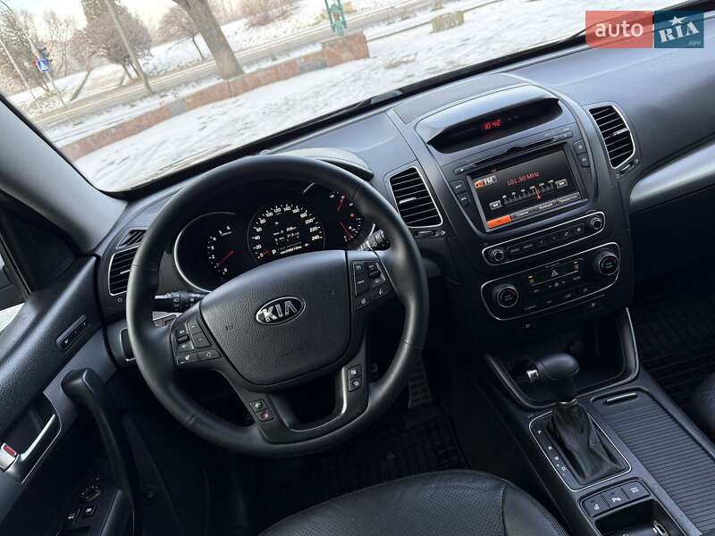 Внедорожник / Кроссовер Kia Sorento 2012 в Ивано-Франковске фото 32 Внедорожник / Кроссовер Kia Sorento 2012 в Ивано-Франковске
