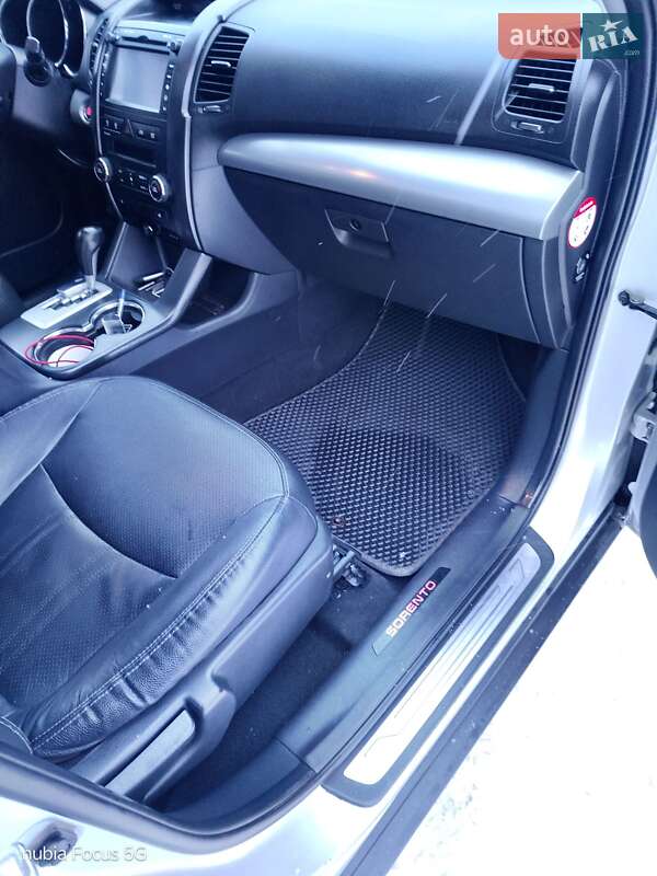 Внедорожник / Кроссовер Kia Sorento 2012 в Белой Церкви фото 9 Внедорожник / Кроссовер Kia Sorento 2012 в Белой Церкви