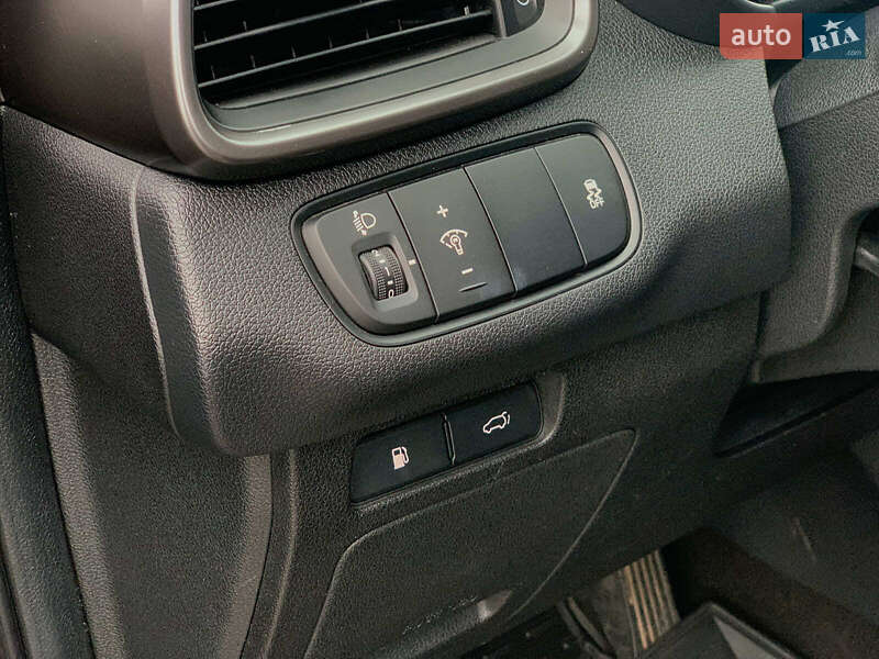 Позашляховик / Кросовер Kia Sorento 2016 в Вінниці фото 31 Позашляховик / Кросовер Kia Sorento 2016 в Вінниці