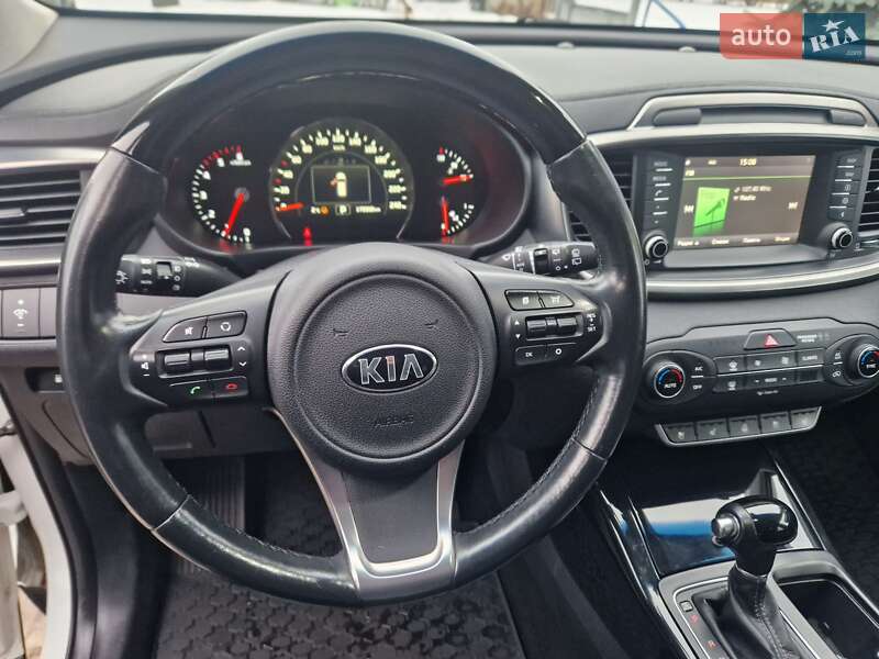Внедорожник / Кроссовер Kia Sorento 2016 в Виннице