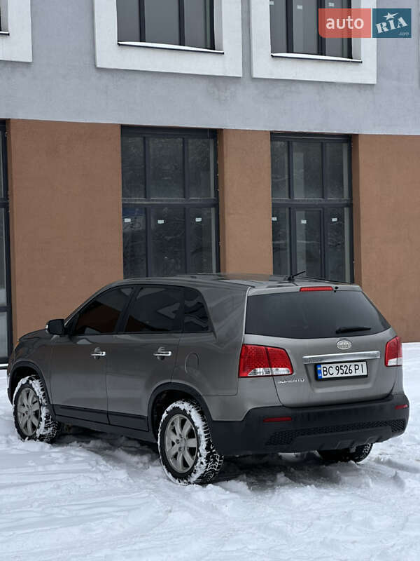 Внедорожник / Кроссовер Kia Sorento 2011 в Львове