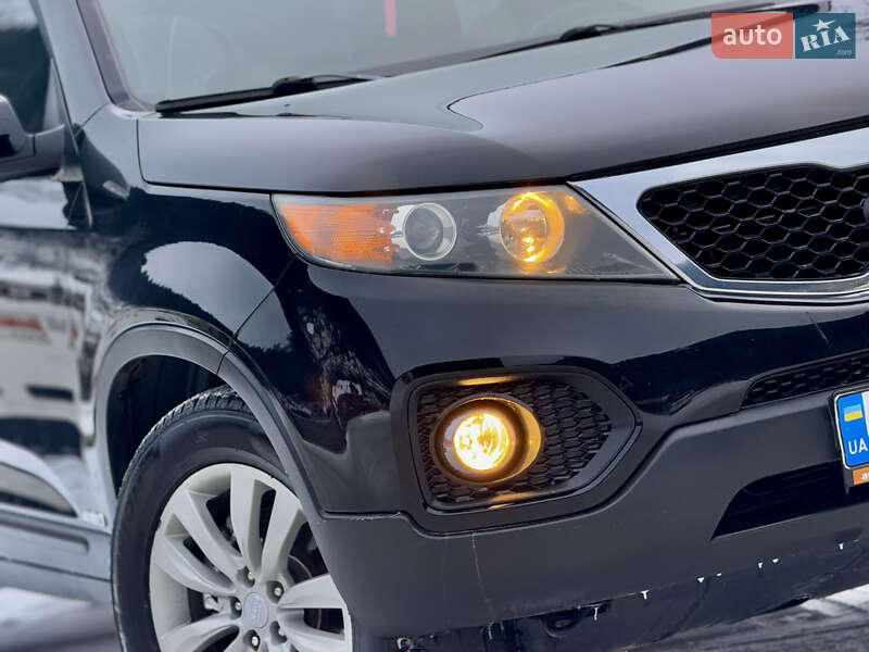 Внедорожник / Кроссовер Kia Sorento 2009 в Межгорье