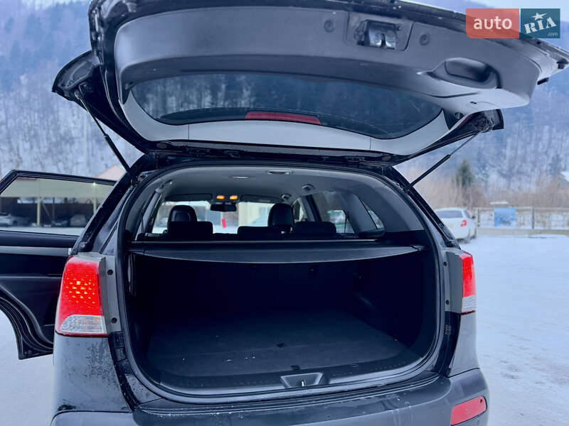 Внедорожник / Кроссовер Kia Sorento 2009 в Межгорье