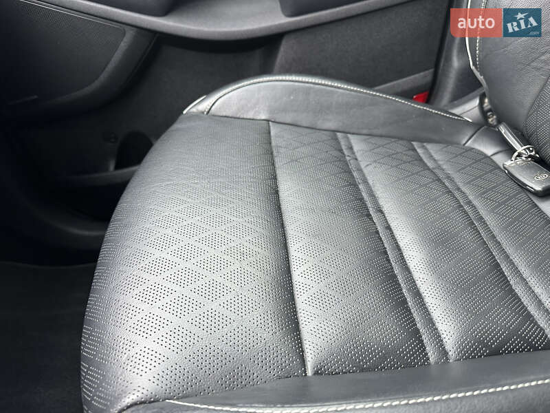 Внедорожник / Кроссовер Kia Sorento 2018 в Ивано-Франковске