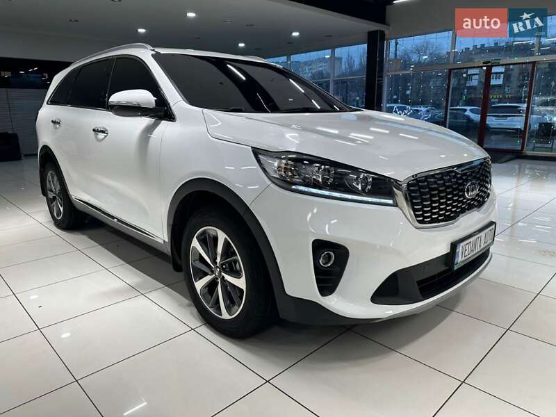 Позашляховик / Кросовер Kia Sorento 2017 в Одесі
