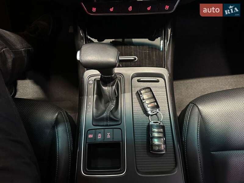 Позашляховик / Кросовер Kia Sorento 2017 в Одесі