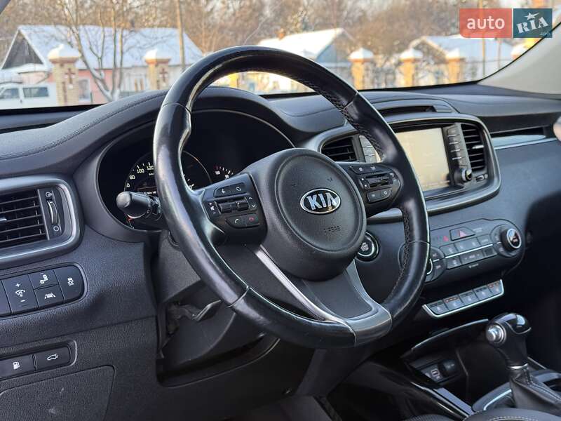 Внедорожник / Кроссовер Kia Sorento 2016 в Бродах