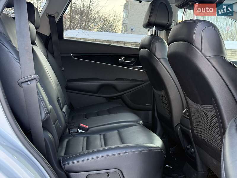 Внедорожник / Кроссовер Kia Sorento 2016 в Бродах