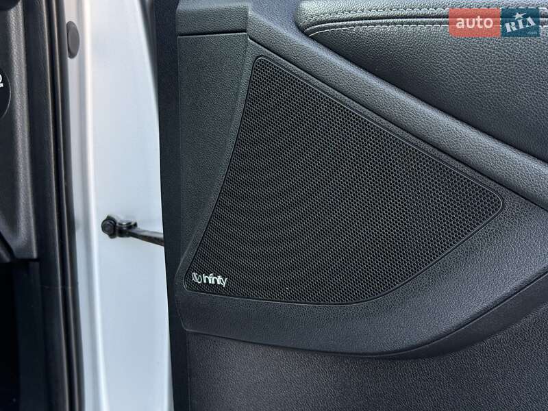 Внедорожник / Кроссовер Kia Sorento 2016 в Бродах