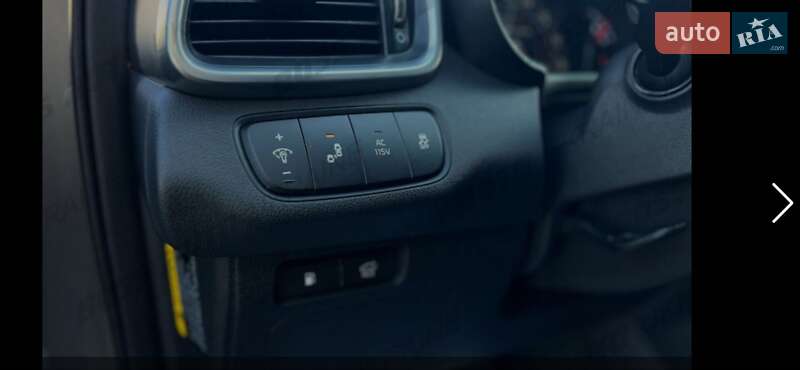 Позашляховик / Кросовер Kia Sorento 2015 в Івано-Франківську