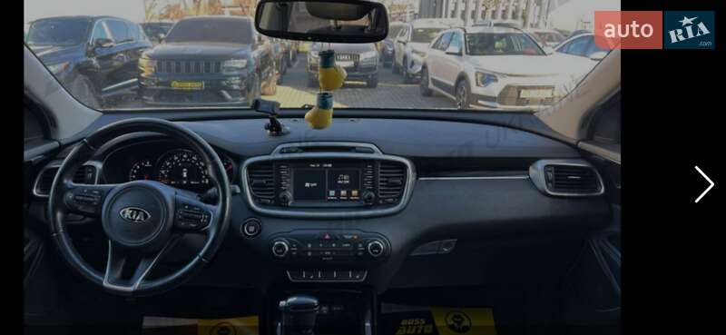 Позашляховик / Кросовер Kia Sorento 2015 в Івано-Франківську