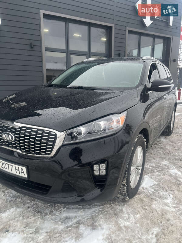Внедорожник / Кроссовер Kia Sorento 2015 в Ивано-Франковске